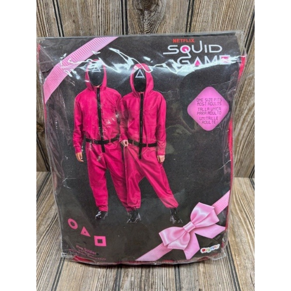 Squid Game Adult Triangle Guard Costume Jumpsuit Red Large/XL